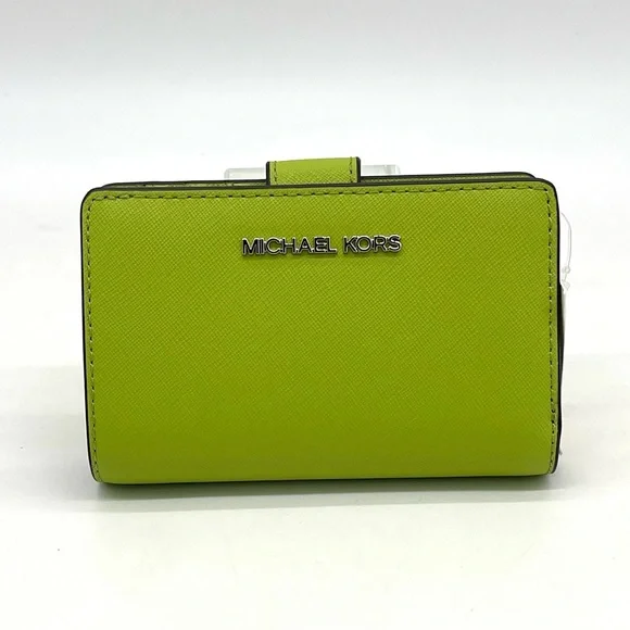 Michael Kors Medium Bifold Zip Corner Wallet - Picture 3 of 8